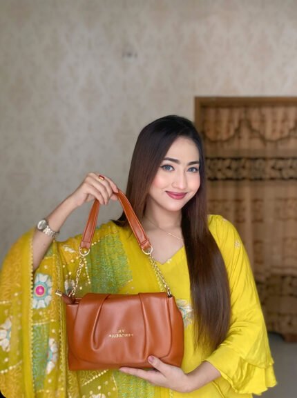 CHRISBELLA CB (MASTERD)